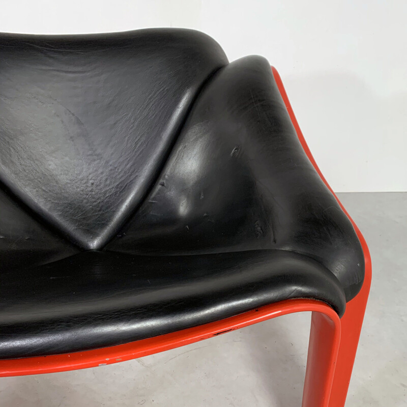 Pair of vintage F300 Lounge Chairs in Leather by Pierre Paulin for Artifort, 1960s