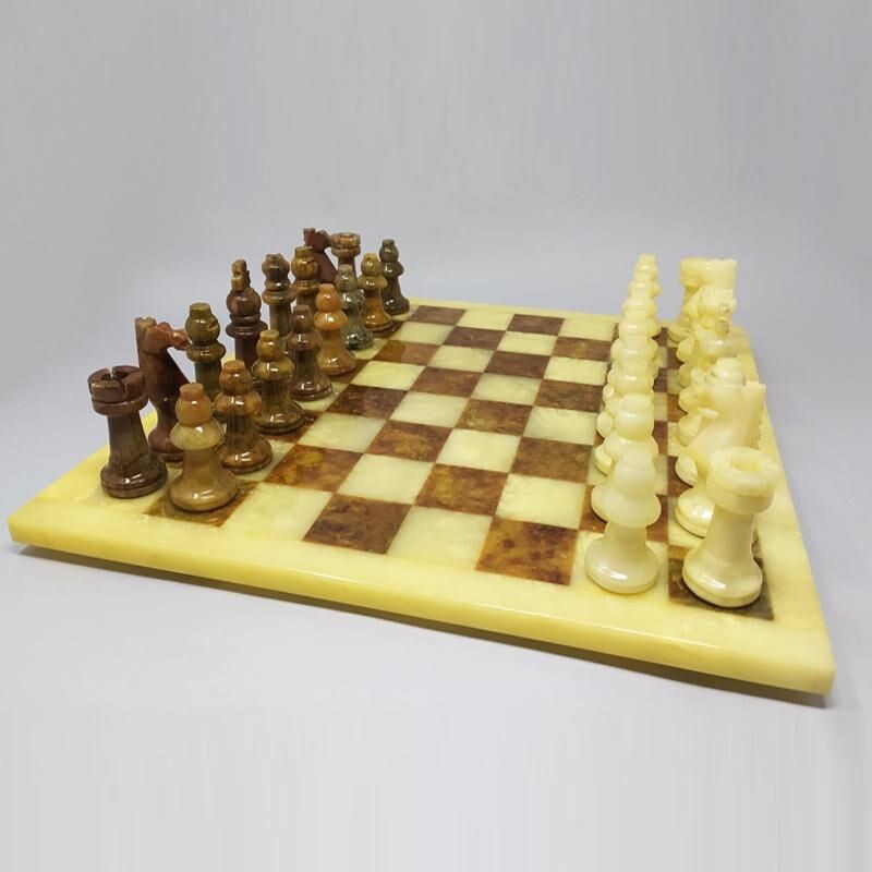 Vintage Chess Set in Volterra Alabaster Handmade Italian 1960s