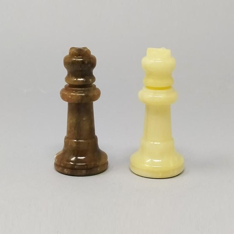 Vintage Chess Set in Volterra Alabaster Handmade Italian 1960s