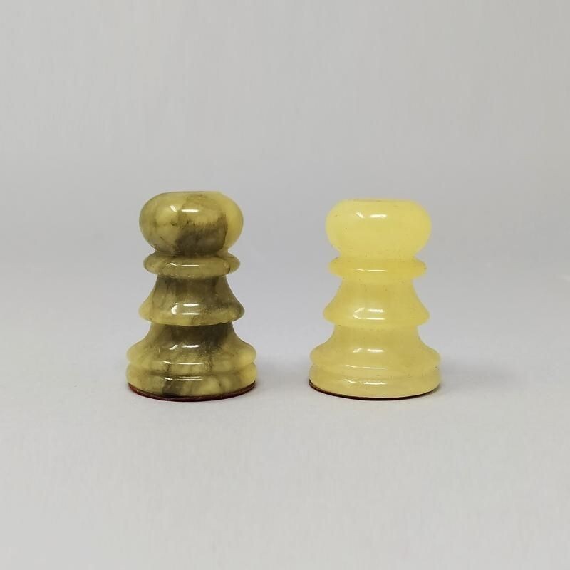 Vintage Chess Set in Volterra Alabaster Handmade Italian 1960s