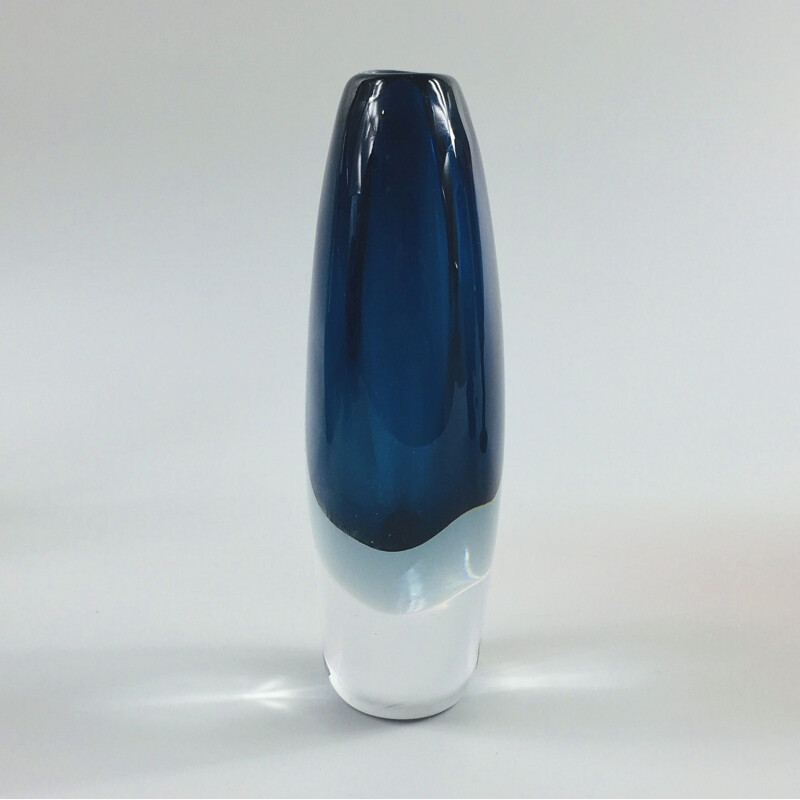 Vase vintage en verre Sommerso par Vicke Lindstrand pour Kosta Boda