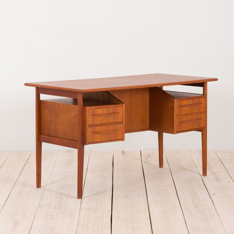 Vintage free standing desk in teak for Tibergaard,Gunnar Nielsen  Denmark, 1960s