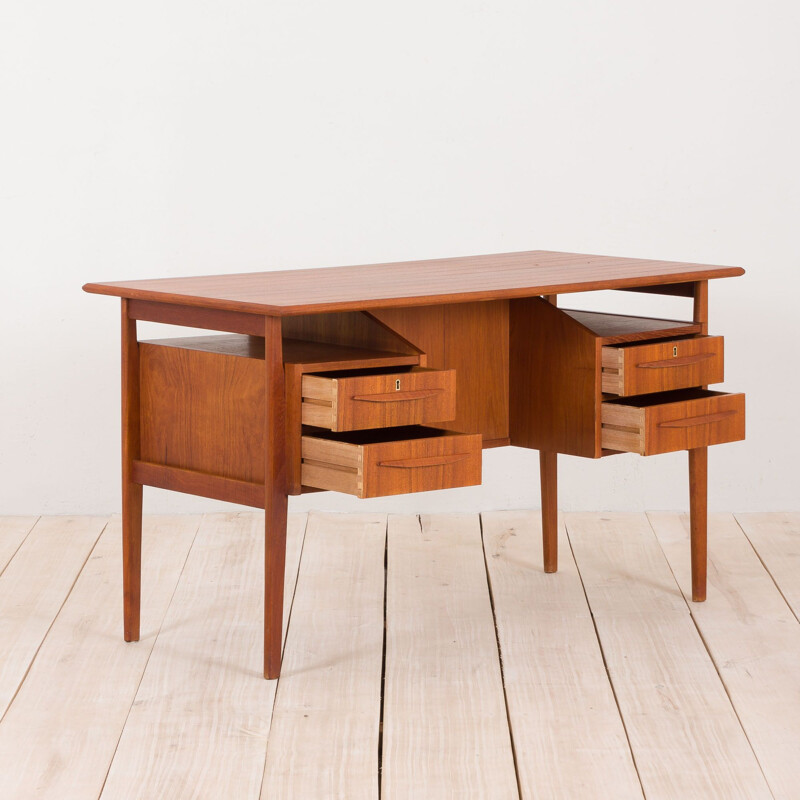 Vintage free standing desk in teak for Tibergaard,Gunnar Nielsen  Denmark, 1960s