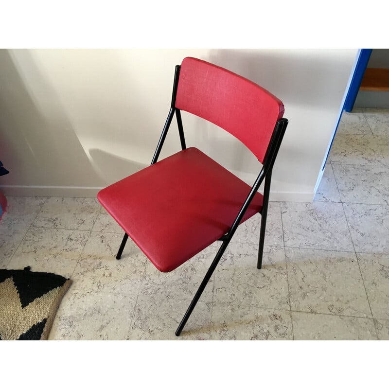 Vintage red desk chair
