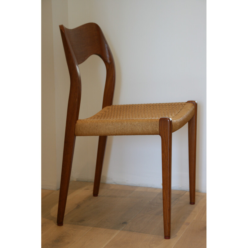 Pair of Scandinavian J. L. Mollers "71" chairs, Niels O. MOLLER - 1960s 