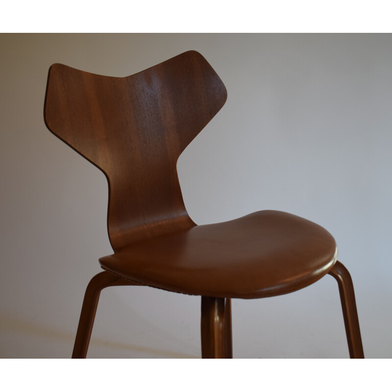 Vintage chair by Arne Jacobsen for Fritz Hansen 1960s