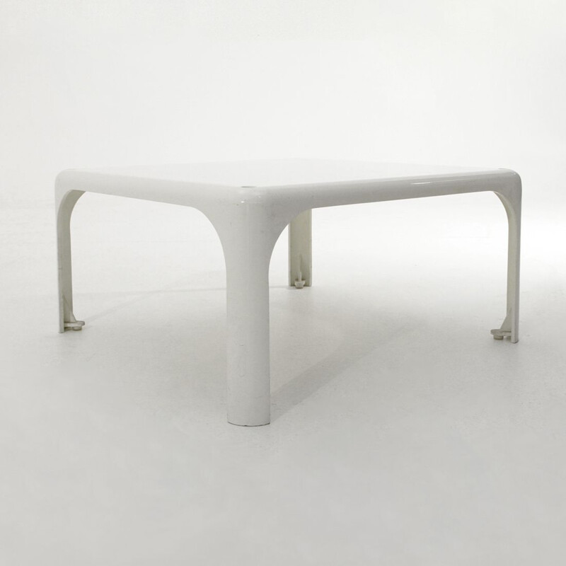 Table basse vintage blanche "Demetrio 45" de Vico Magistretti pour Artemide 1960