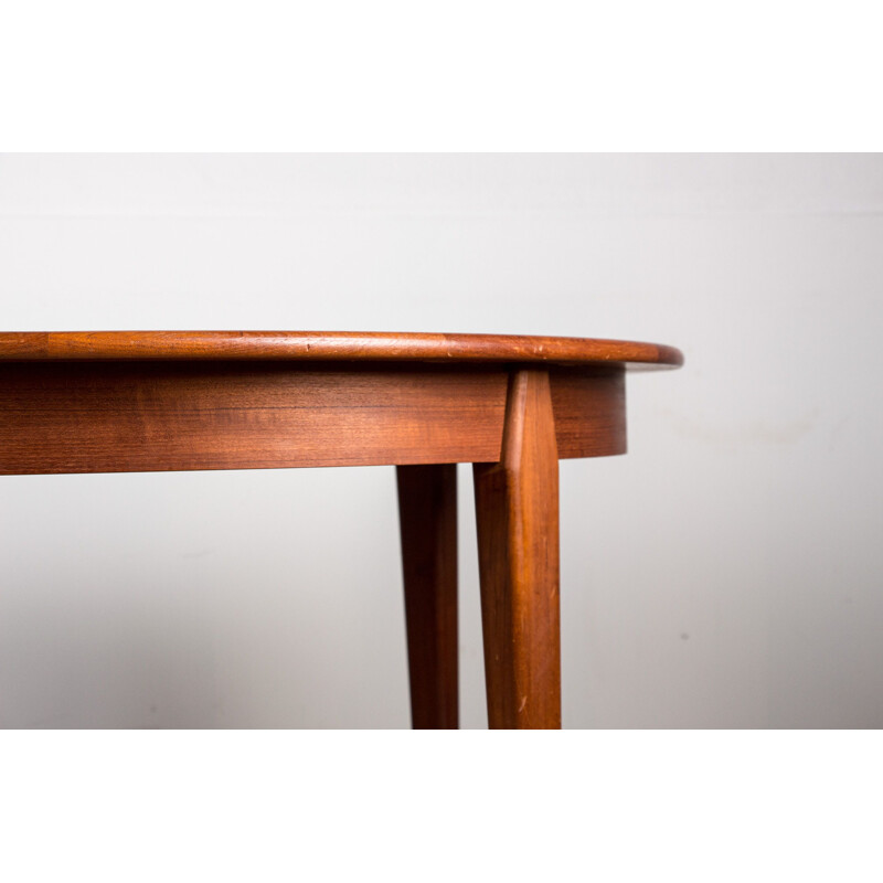 Vintage Extendable Teak Dining Table by H.Sigh & Sons Danish Mobelfabrik 1960