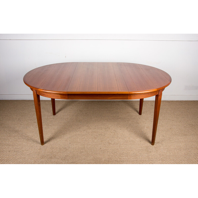 Vintage Extendable Teak Dining Table by H.Sigh & Sons Danish Mobelfabrik 1960