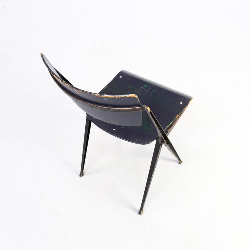 Paire de chaises "pyramide" Vintage Wim Rietveld pour Ahrend de Cirkel 1950