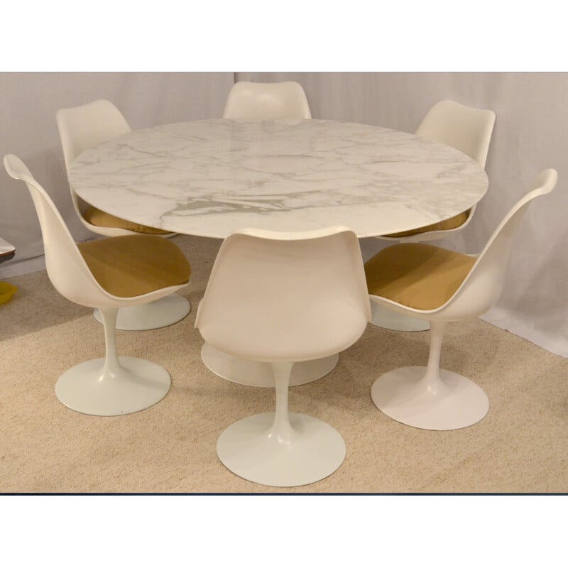 Table à repas et 6 chaises "Tulipe", Eero SAARINEN - années 50