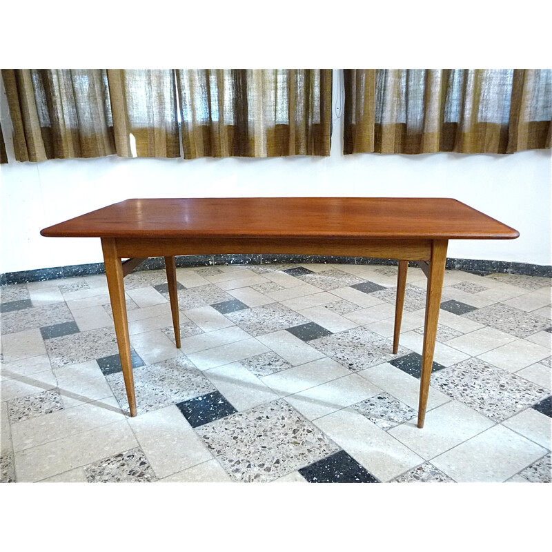 Table basse danoise vitange en teck, 1960