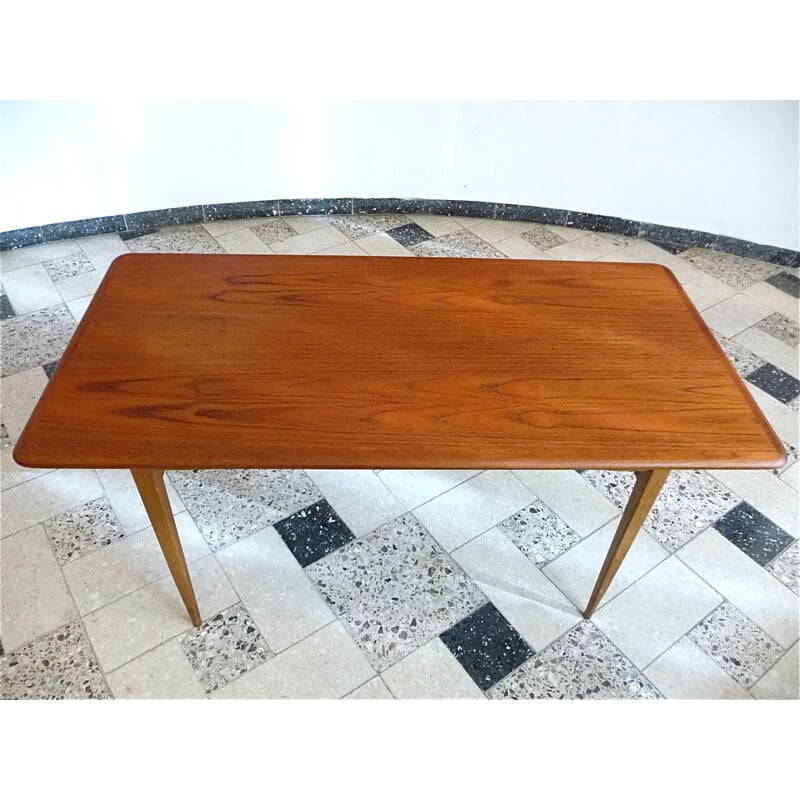 Table basse danoise vitange en teck, 1960