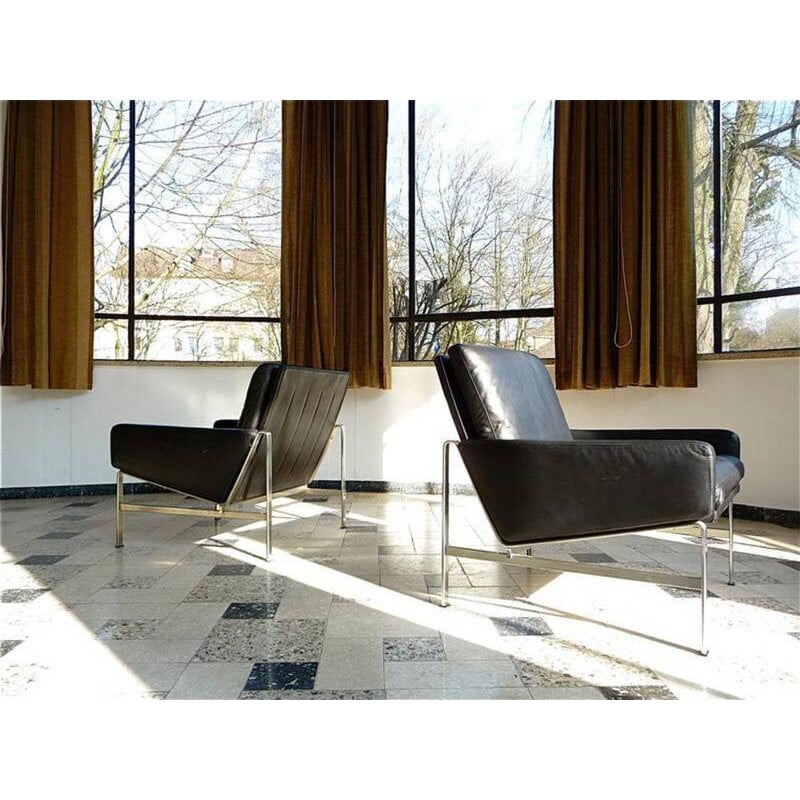 Pair of Kill international "FK 6720" easy chairs in leather, FABRICIUS & KASTHOLM - 1960s
