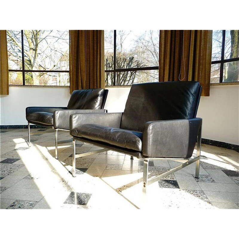 Pair of Kill international "FK 6720" easy chairs in leather, FABRICIUS & KASTHOLM - 1960s