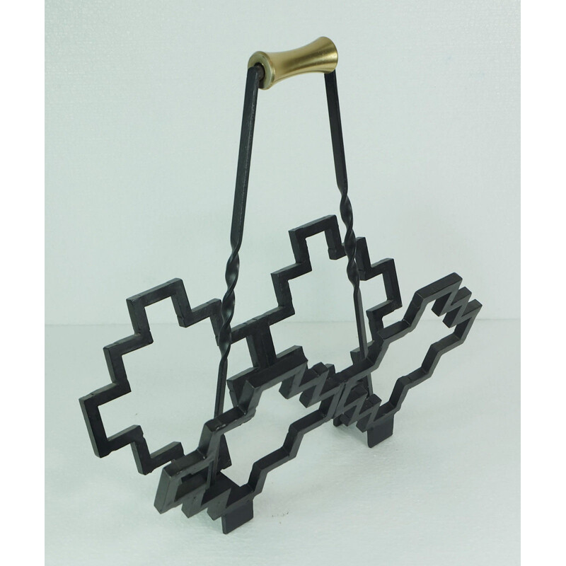 Mid century brutalist wrought-iron magazine rack - 1950s