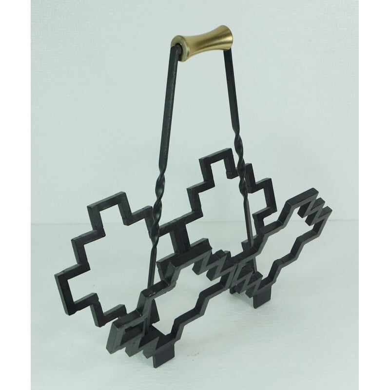 Mid century brutalist wrought-iron magazine rack - 1950s