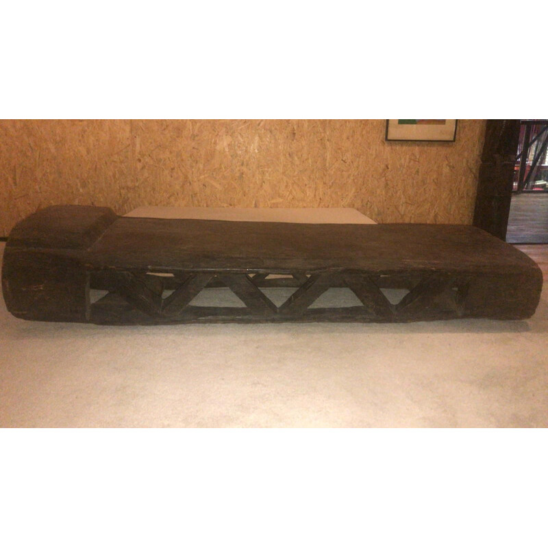 Banc vintage de chef Bamileke