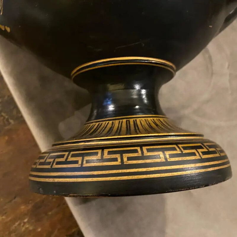 Vase vintage en terre cuite noir et or fait à la main en Grèce 1950