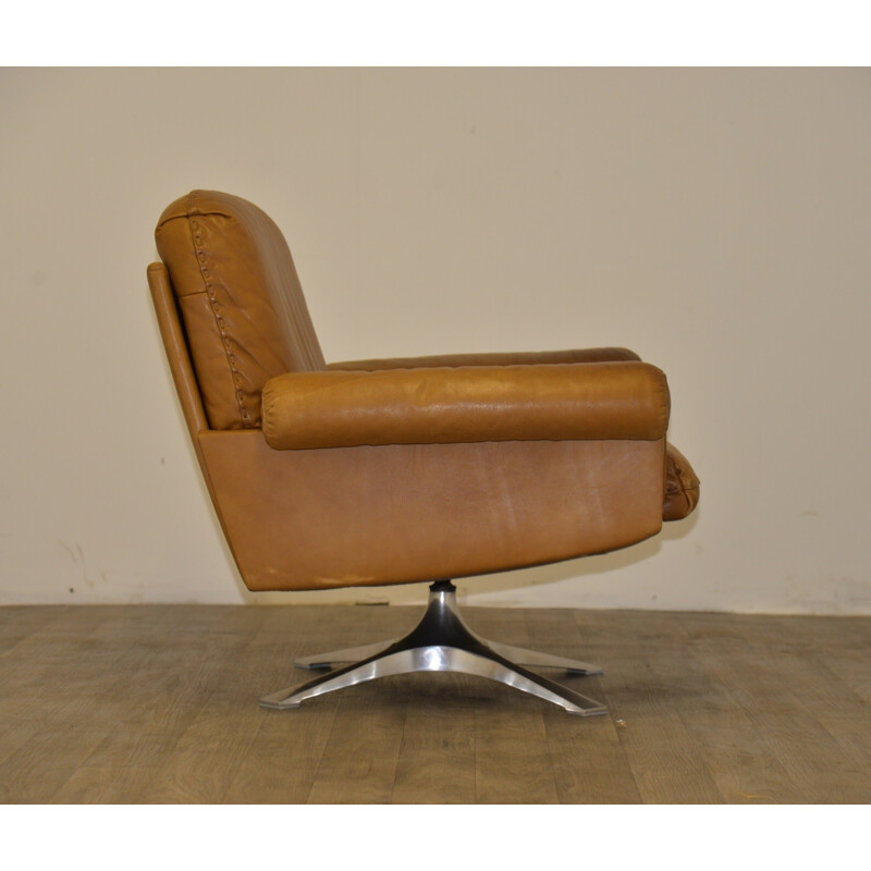 "DS 31" De Sede swivel armchair in brown cognac leather - 1970s