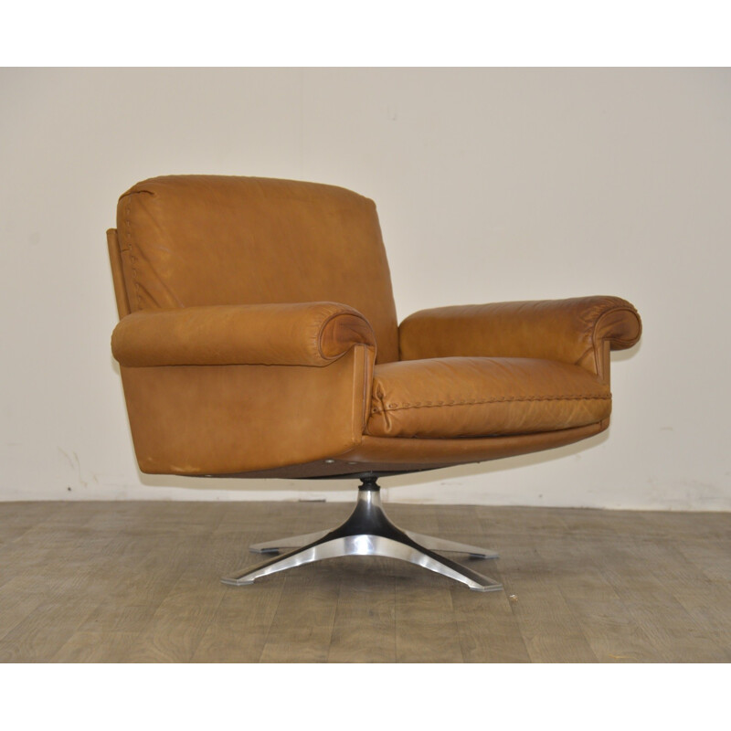 "DS 31" De Sede swivel armchair in brown cognac leather - 1970s