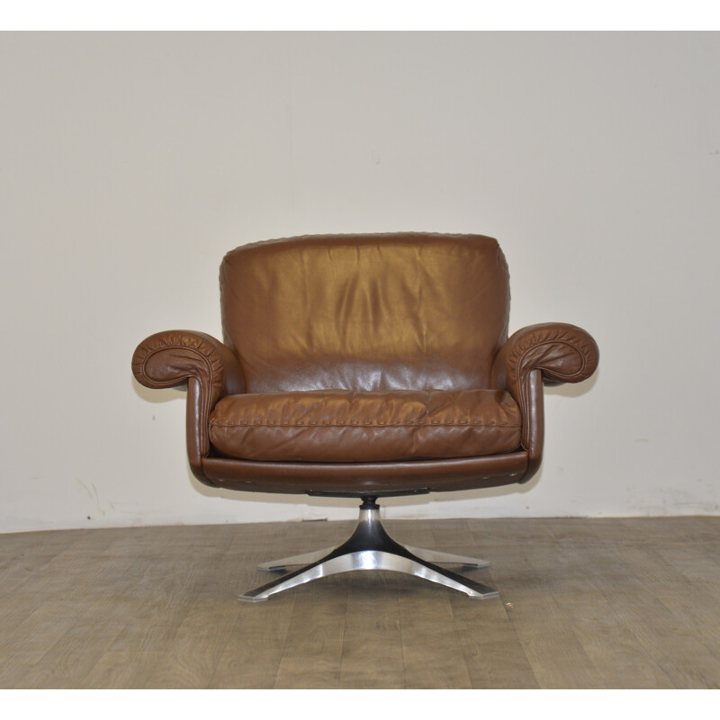 "DS 31" De Sede swivel armchair in brown leather - 1970s