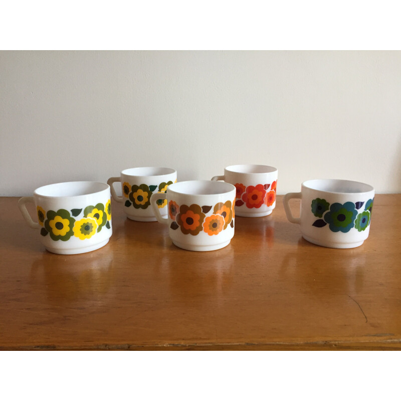 Lot de 5 tasses à café vintage fleuries par Arcopal 1970