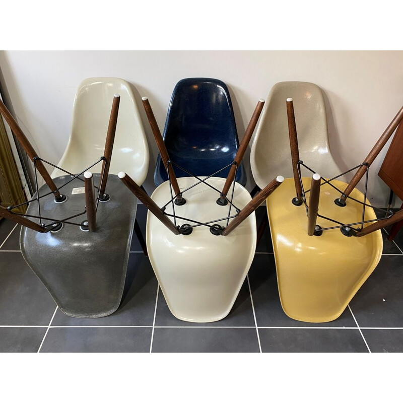 Set of 6 vintage DSW Charles and Ray Eames 1950 chairs