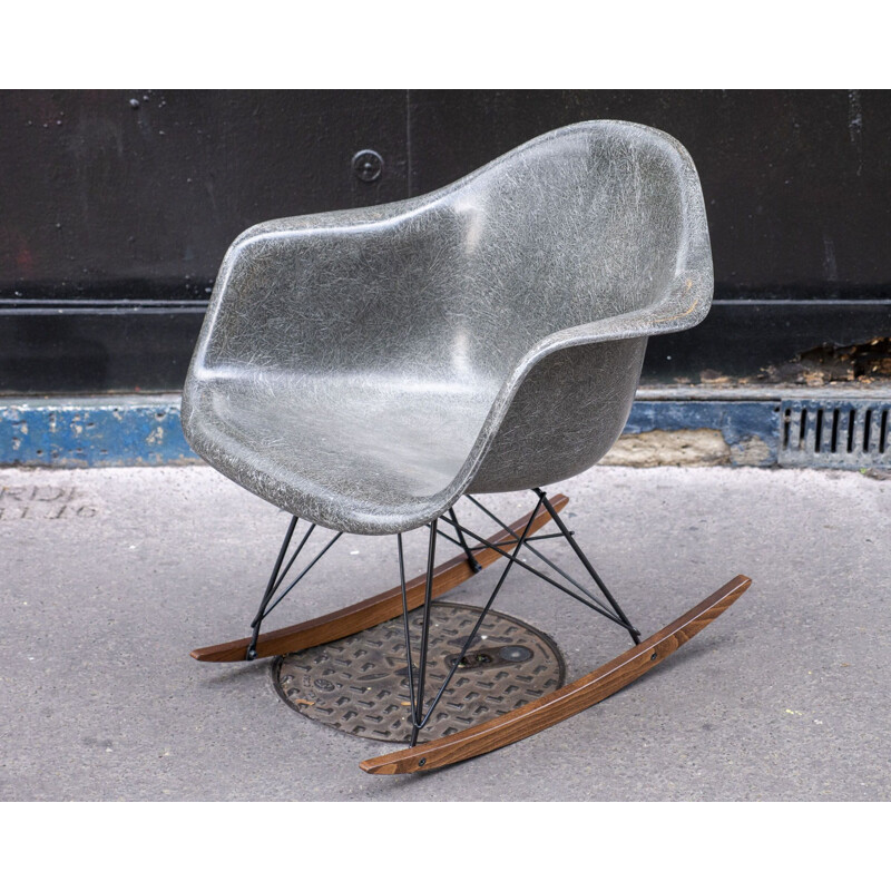 Vintage Rocking chair Elephant Grey de Charles & Ray Eames 1970s