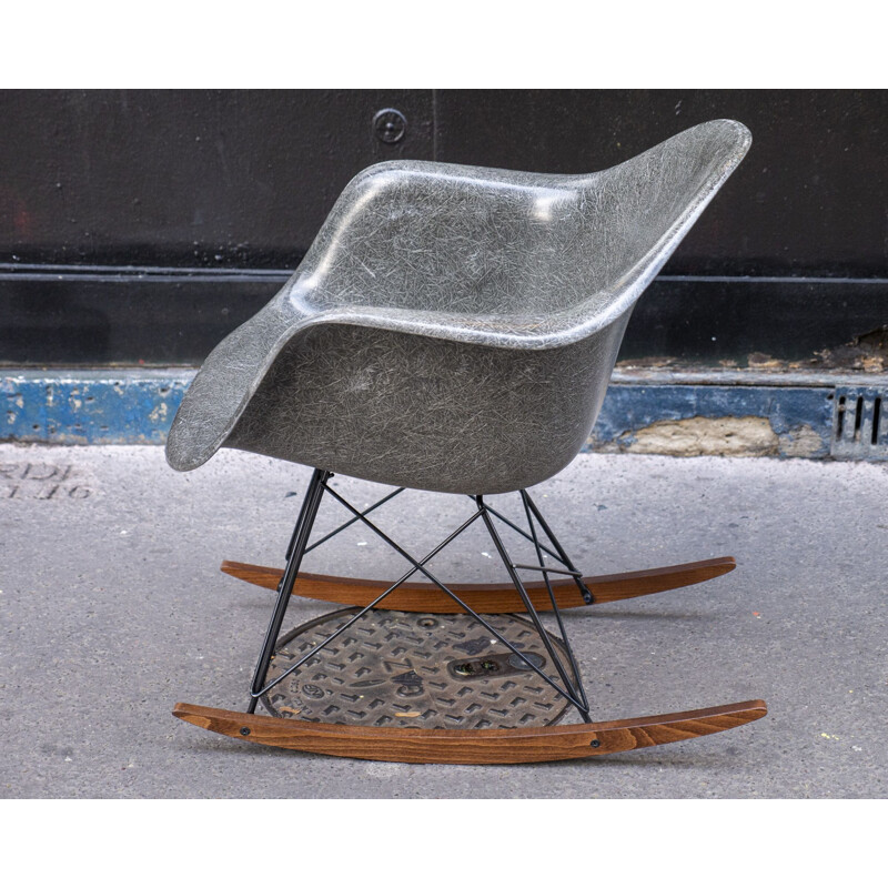 Vintage Rocking chair Elephant Grey de Charles & Ray Eames 1970s