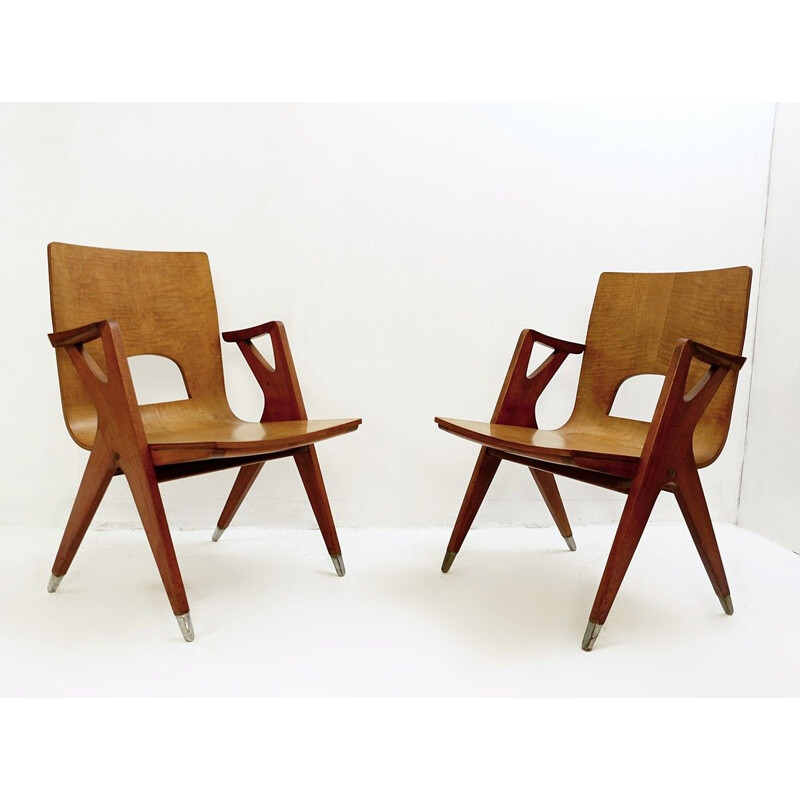 Pair of vintage chairs By Ico Parisi For Malatesta And Mason Italy 1950s