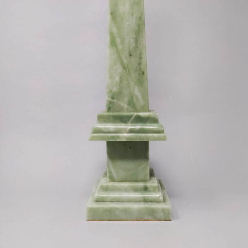 Paire d'obélisques vintage en marbre vert faites à la main en Italie 1960