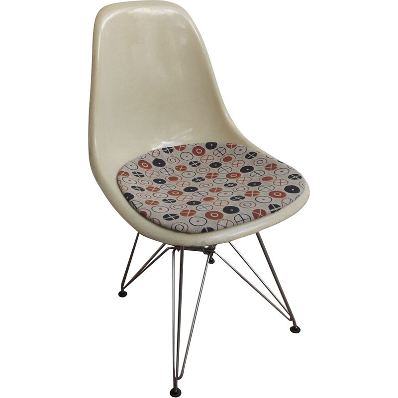Vintage Eames DSR dining chair