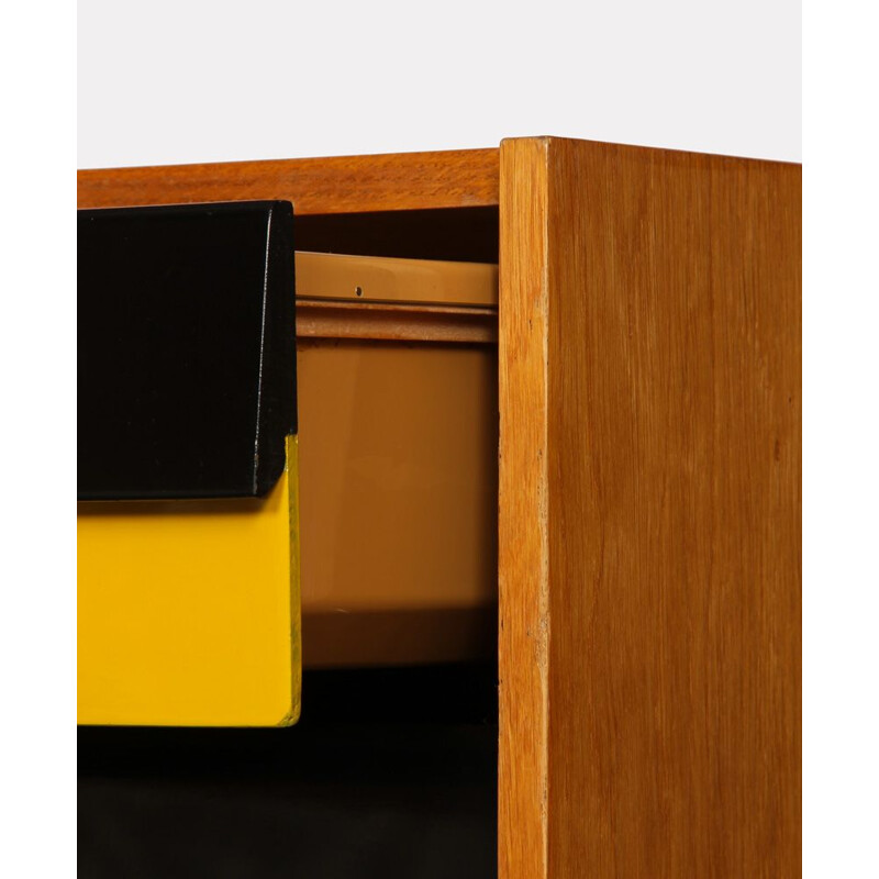 Commode à tiroirs vintage jaunes, modèle U458 par Jiri Jiroutek, 1960