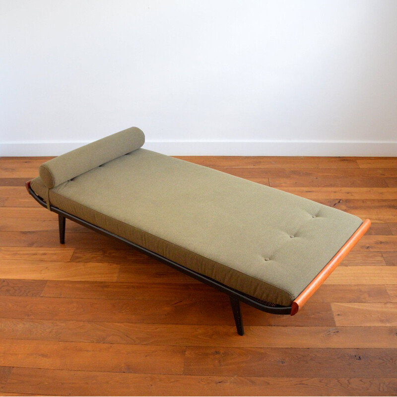 Vintage resting bed by Cordemeyer for Auping 1950s