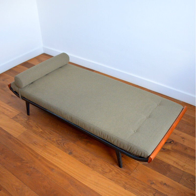 Vintage resting bed by Cordemeyer for Auping 1950s