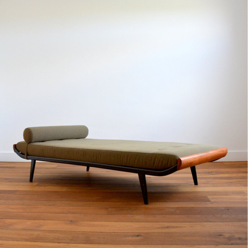 Vintage resting bed by Cordemeyer for Auping 1950s