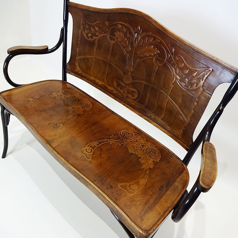 Vintage embossed bentwood bench to Jacob and Josef Kohn 1902s