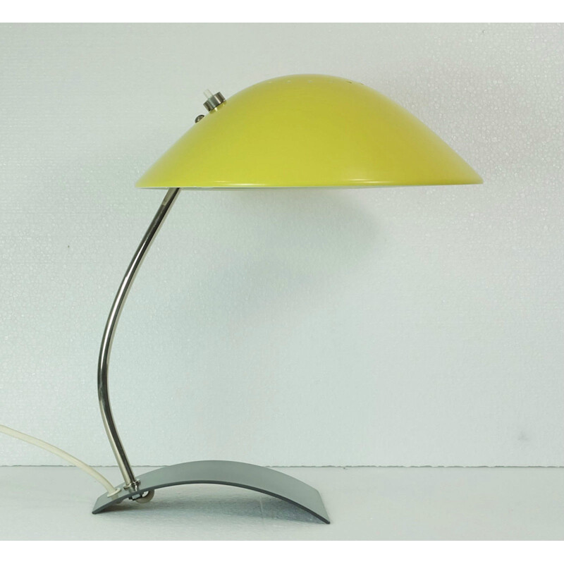 Lampe de bureau Kaiser Leutchen en métal jaune - 1950