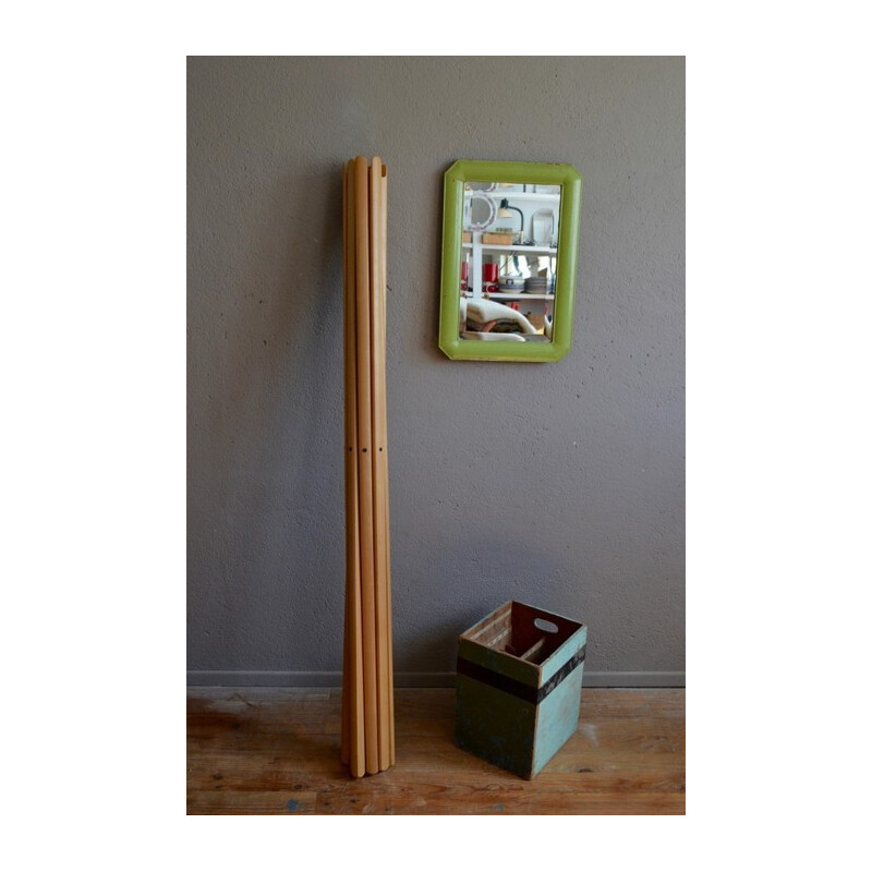 Zanotta "Sciangai" coat rack in beech, LOMAZZI, D'URBINO, DE PAS - 1970s