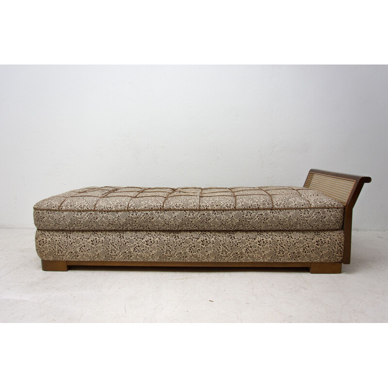 Vintage Art Deco divan bed in Walnut Bohemia 1930s