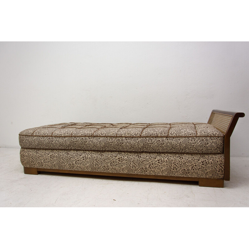 Vintage Art Deco divan bed in Walnut Bohemia 1930s