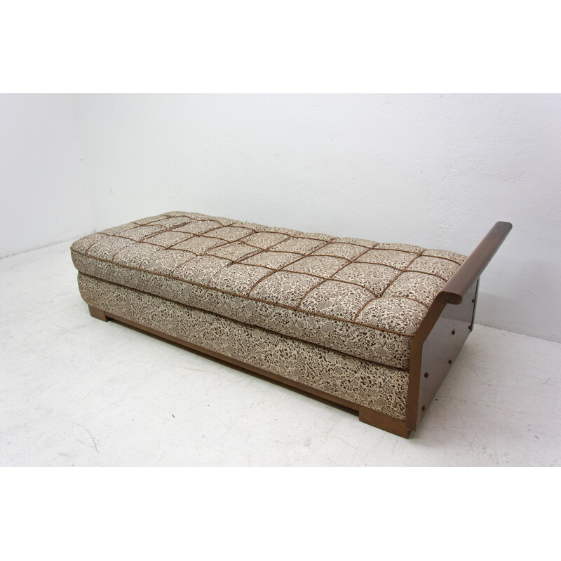 Vintage Art Deco divan bed in Walnut Bohemia 1930s