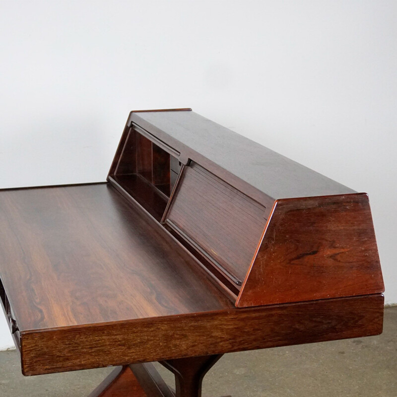 Midcentury Rosewood Desk by Gianfranco Frattini for Bernini Italy 1957s