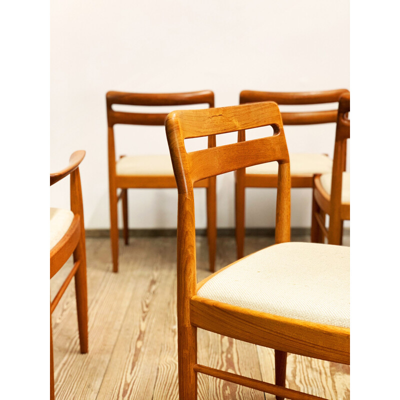 Set of 6 vintage Teak Chairs by H.W. Klein for Bramin Denmark 1960s