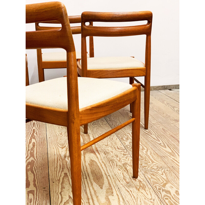 Set of 6 vintage Teak Chairs by H.W. Klein for Bramin Denmark 1960s