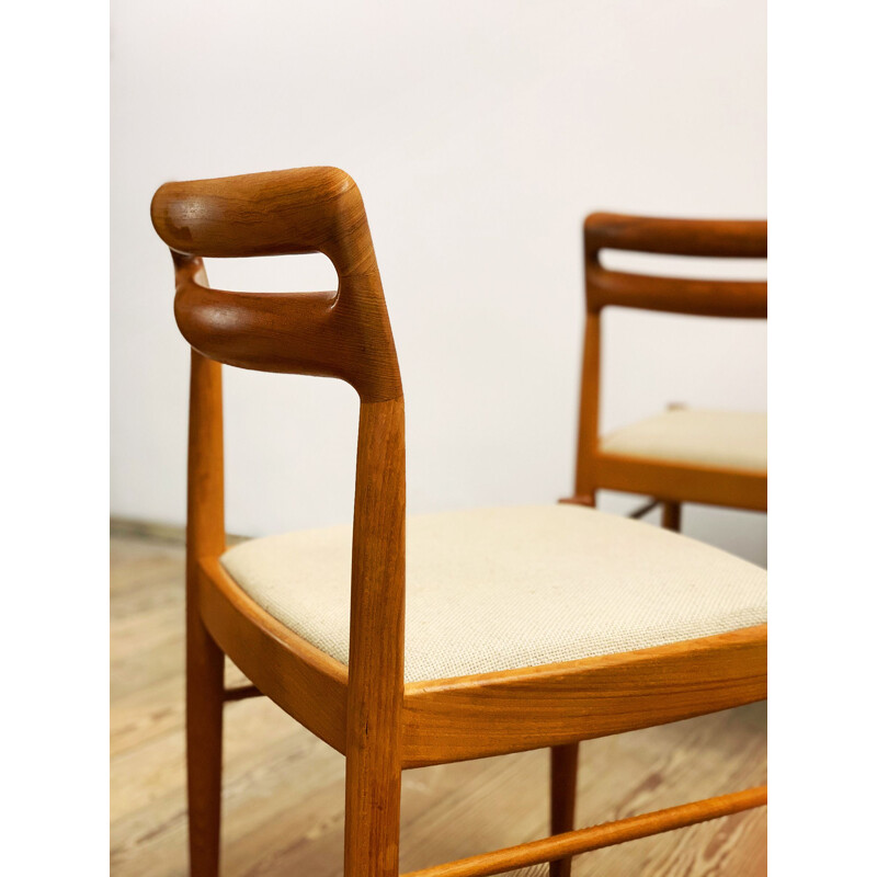 Set of 6 vintage Teak Chairs by H.W. Klein for Bramin Denmark 1960s
