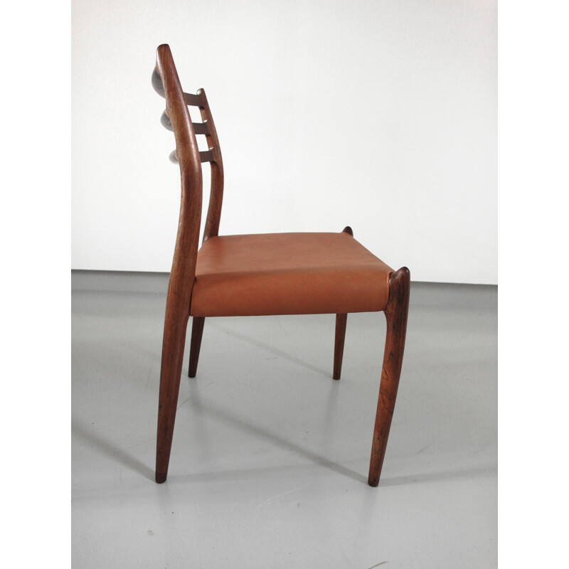 Set of 4 J.L Møller "Model 78" chairs in rosewood and cognac brown leather, Niels Otto MØLLER - 1960s