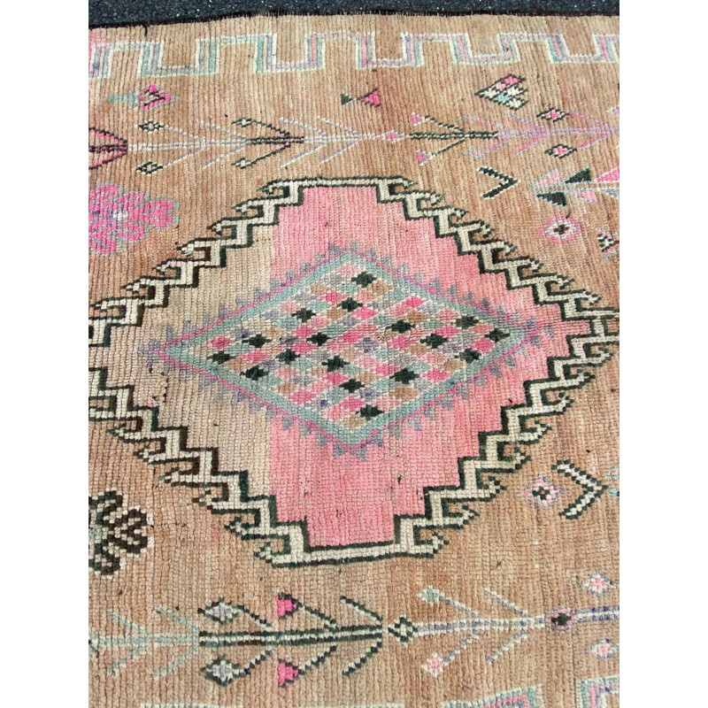 Vintage Boujaad Berber carpet