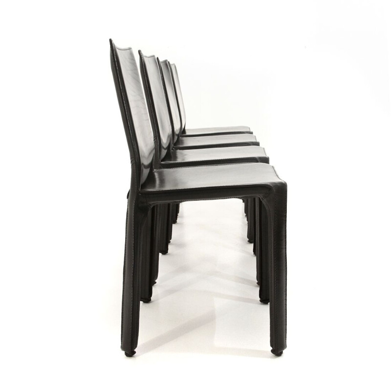 Lot de 4 chaises vintage en cuir noir de Mario Bellini pour Cassina 1970